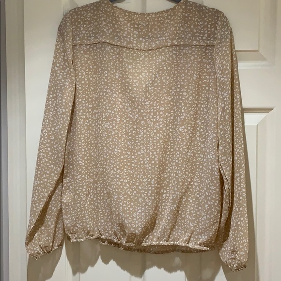 Charming blouse - Picture 3 of 3